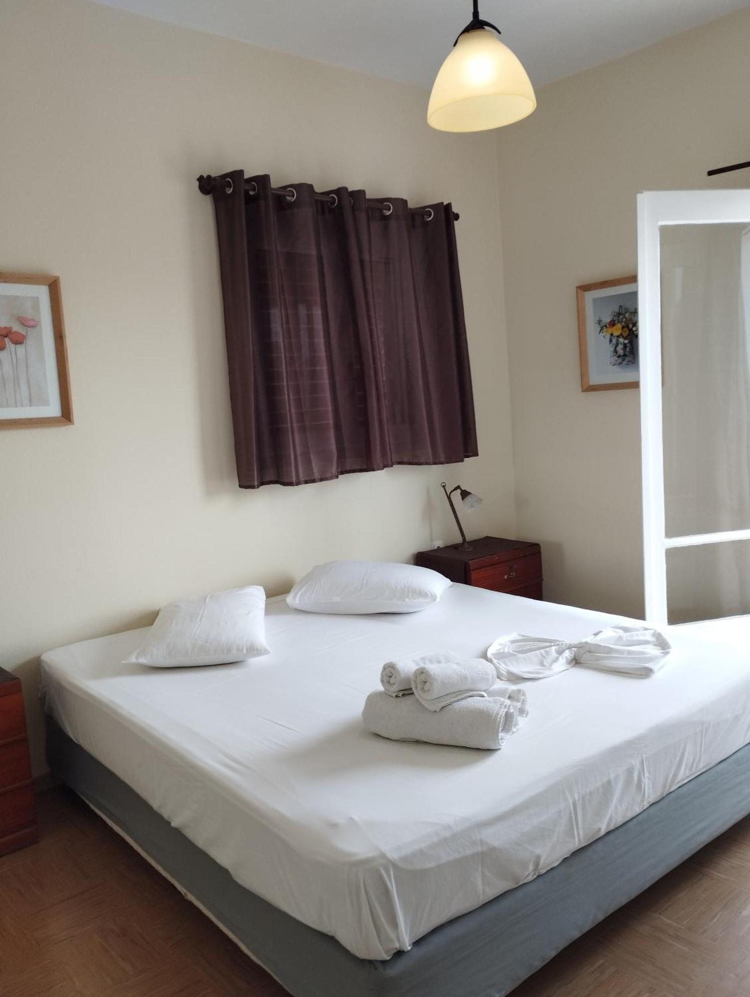Assos Apartment *