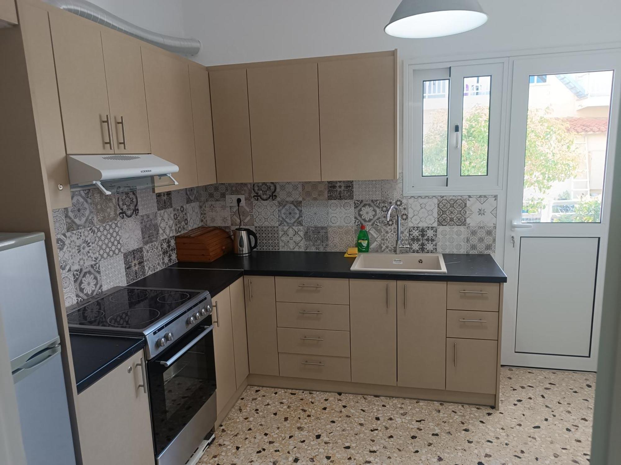Assos Apartment *